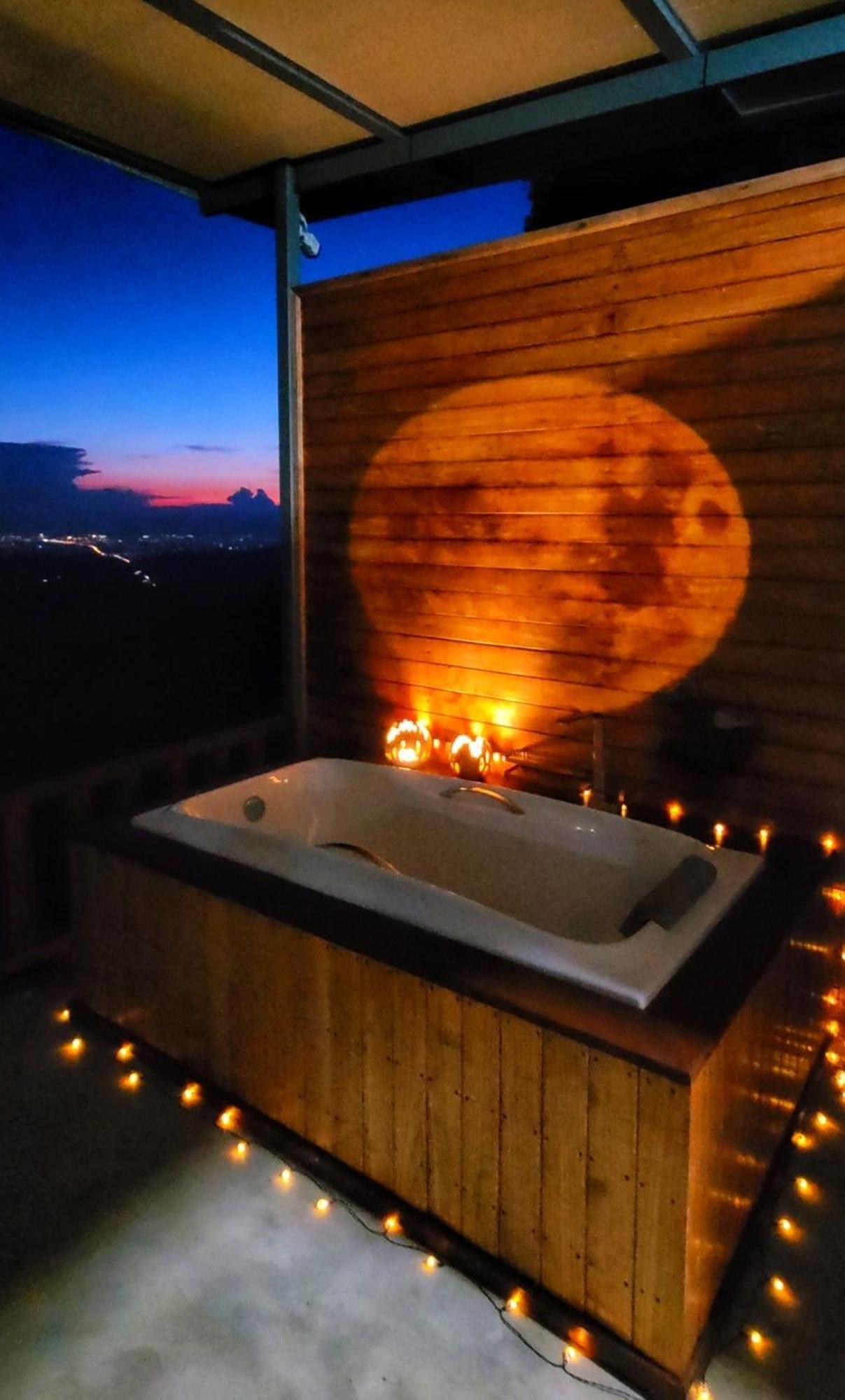 Отель Nam Dun Glamping-น้ำดั้นแกลมปิ้ง Ban Pang Bo Hu Bon Экстерьер фото